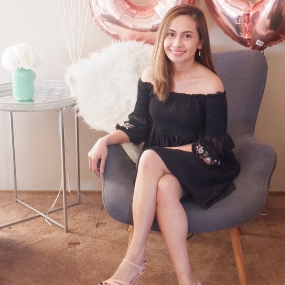 Rose - Picture 1 of 1